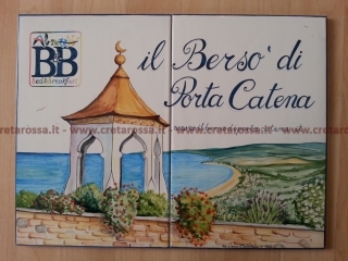 cod.art: bb04 - Pannello in ceramica cm 30x40 con decoro e scritte personalizzate in base alla richiesta del cliente . 